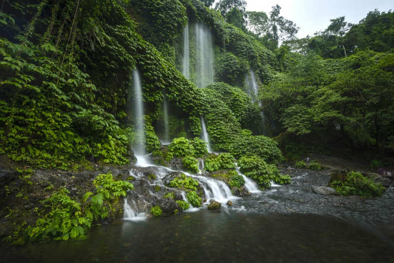 Benang Kelambu cascada - que ver en lombok